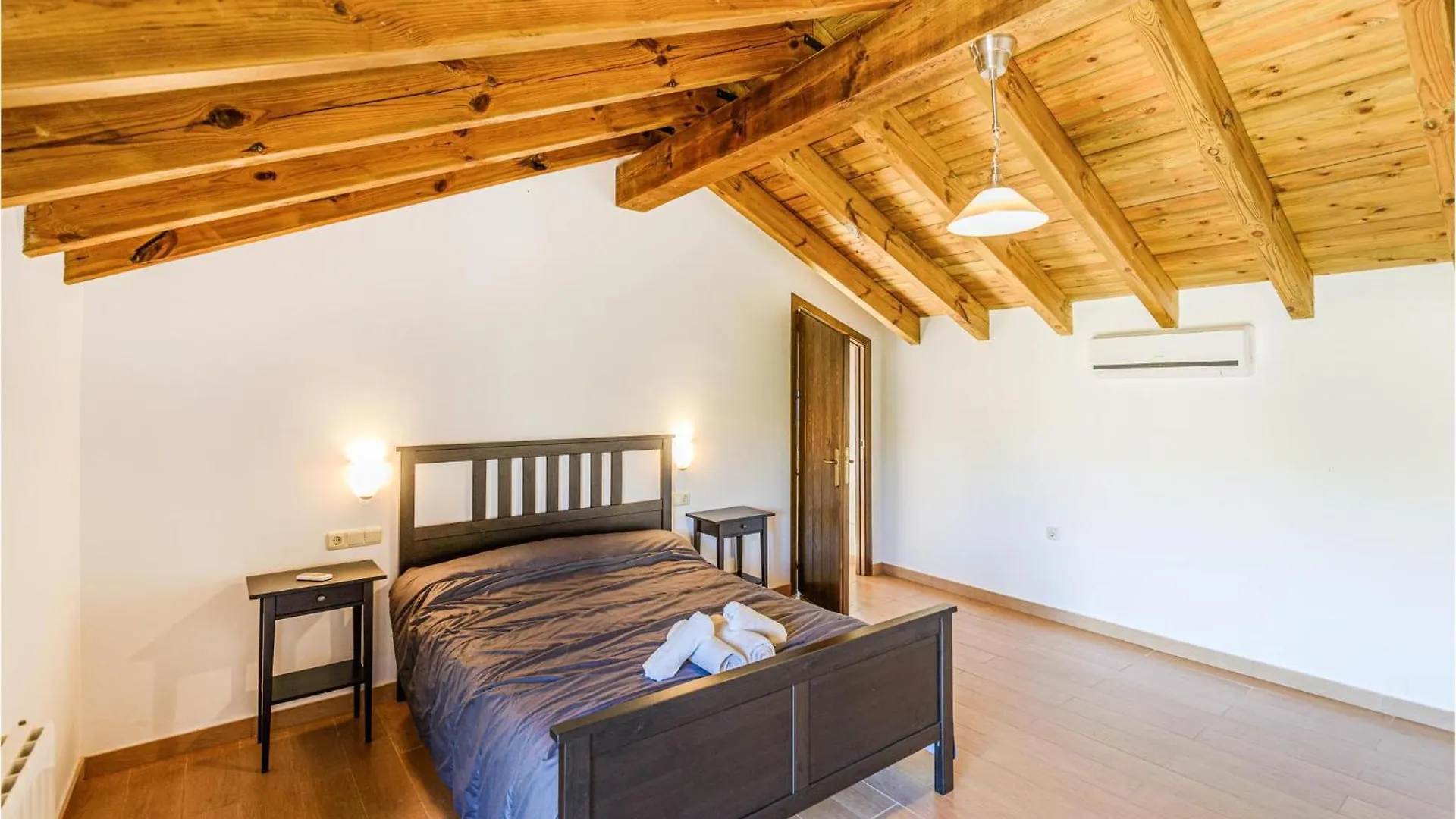 Lovely Home In El Gastor With Kitchen Holiday home