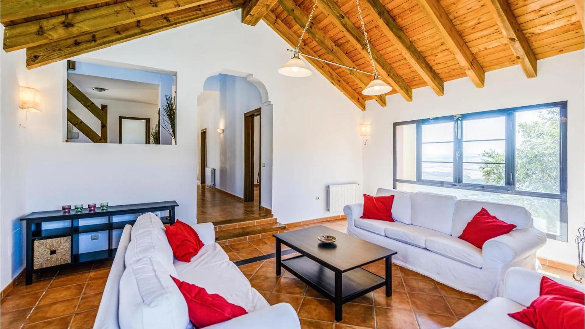 Lovely Home In El Gastor With Kitchen Holiday home